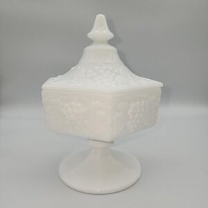 Vtg Indiana Glass Milk Glass Covered Candy Dish Octagon Pedestal Harvest Grape